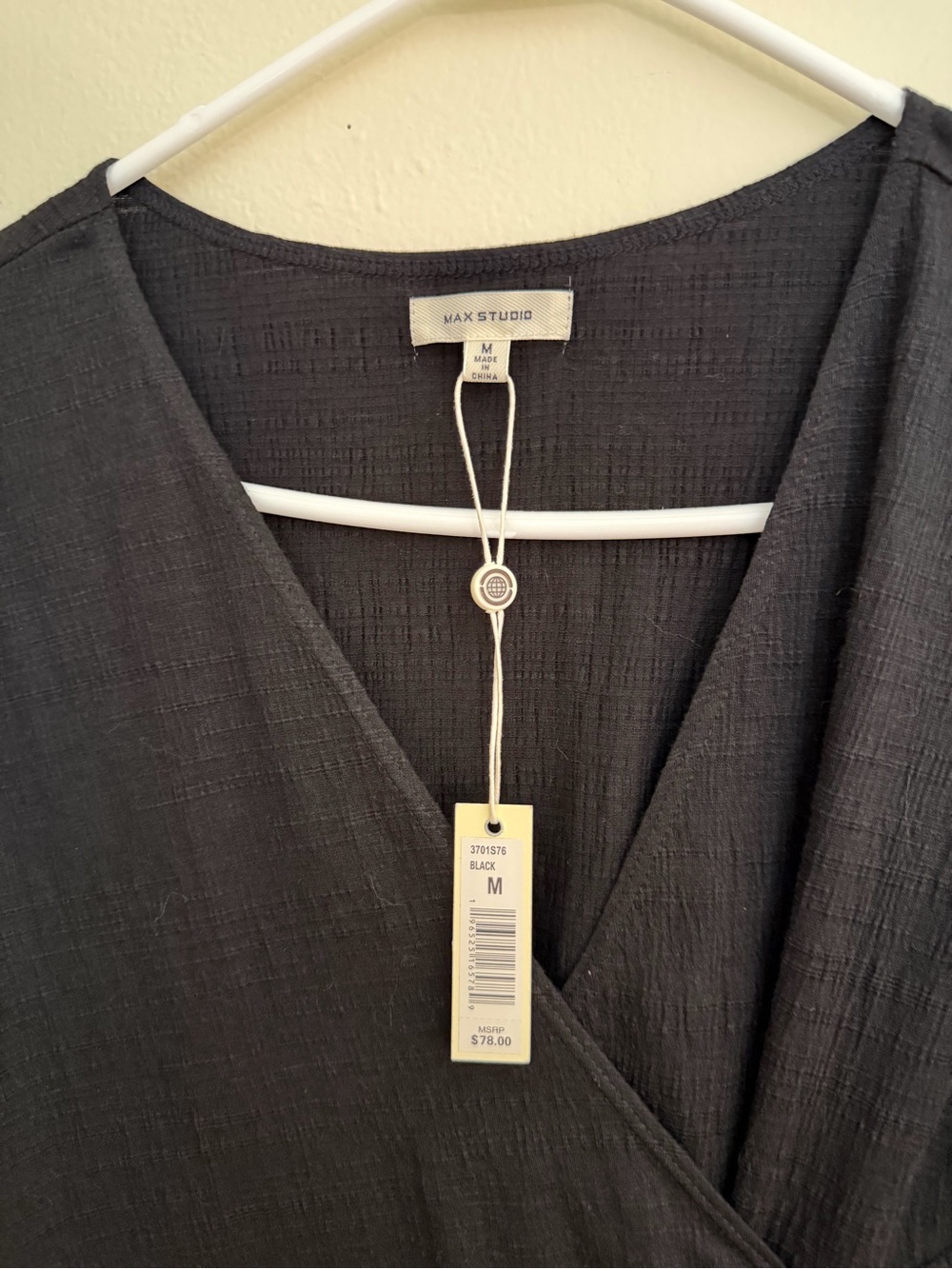 Max Studio Black Ruched V-Neck Drawstring Top - Picture 3 of 7